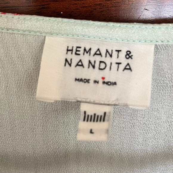 Hemant & Nandita: Babydoll Dress 👗 - Picture 2 of 2